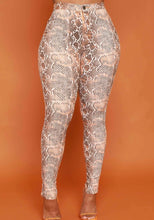 Load image into Gallery viewer, Sly Pants